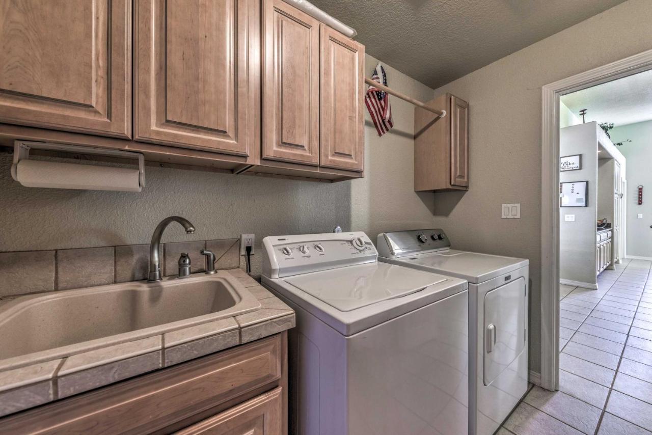 Roomy Ruidoso Retreat With Deck, Grill, And Mtn Views! Εξωτερικό φωτογραφία
